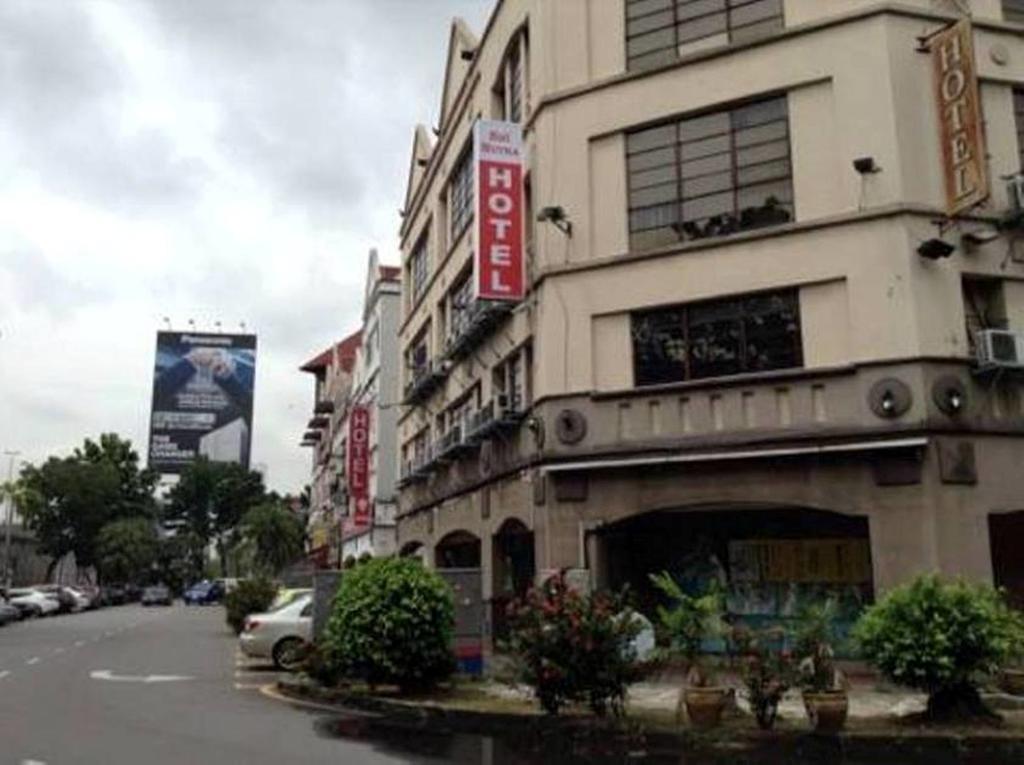 Hotel Sri Sutra - Bandar Sunway 3 Петалинг-Джая Экстерьер фото